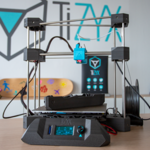 TiZYX EVY : Une imprimante 3D en kit pour les formations Make ICI