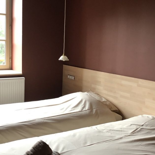 chambre-3-ici-morvan-900x600-crop